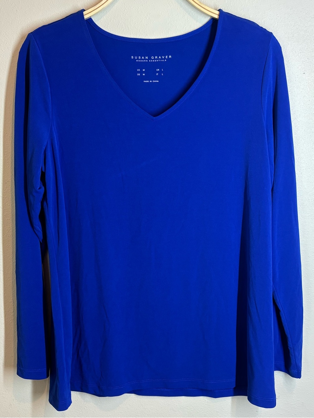 Susan Graver Royal Blue V-Neck Long Sleeve Top, liquid knit, medium